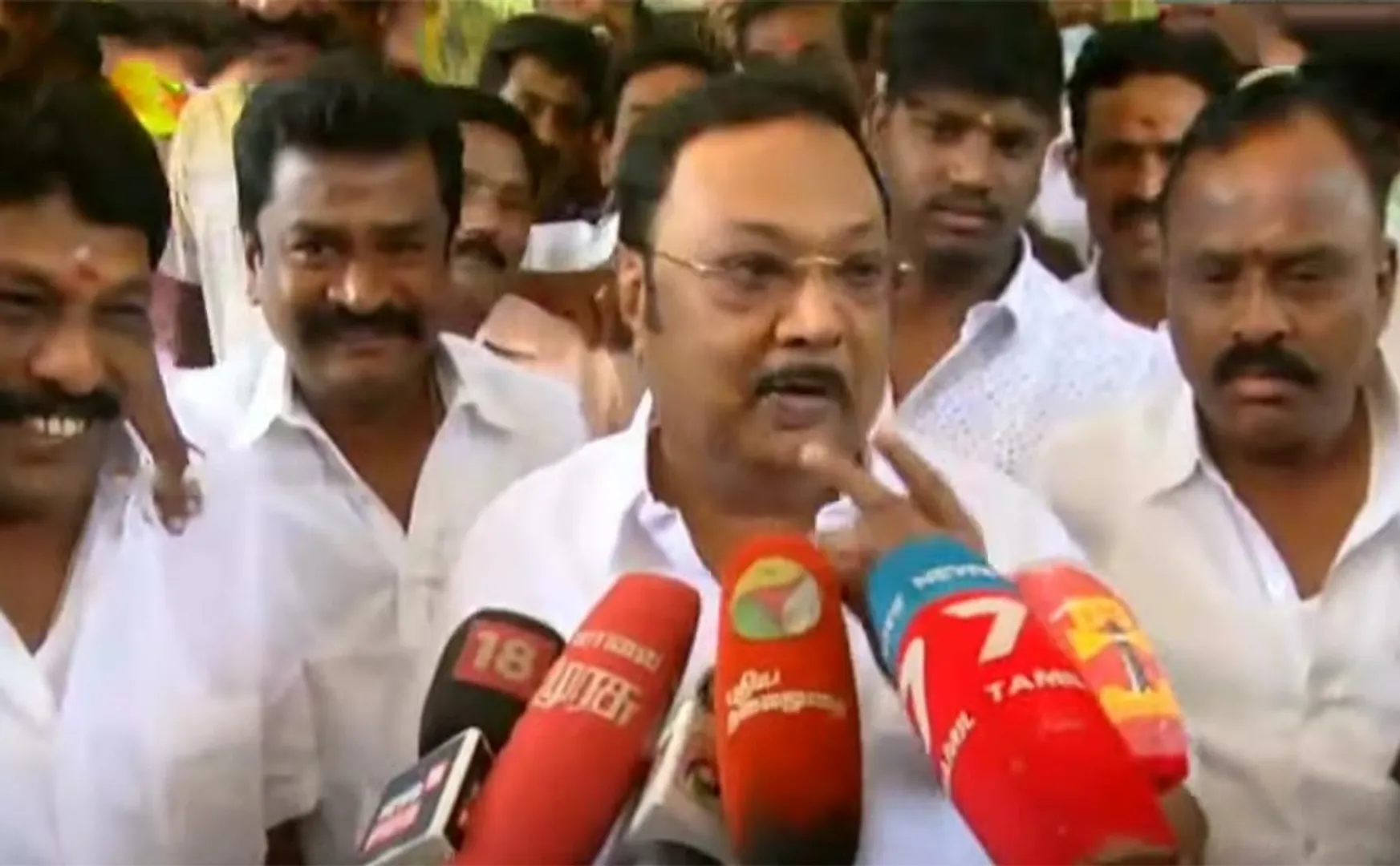 mk alagiri press meet at madurai 